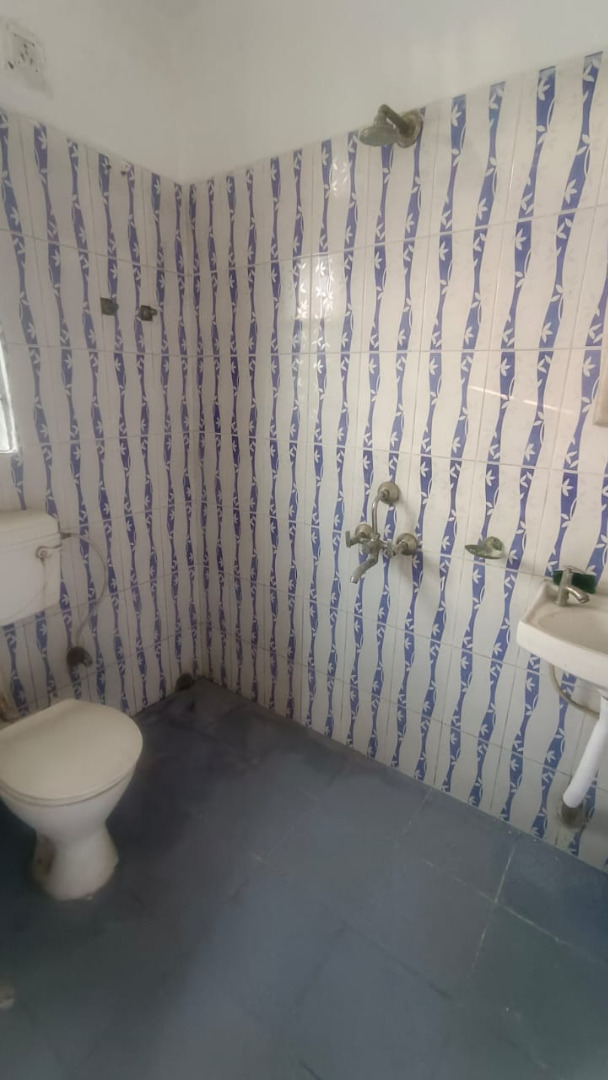 Unfurnished 3bhk in Jyoti Nagar, Bamunimaidan, Guwahati, Assam, India for Rent